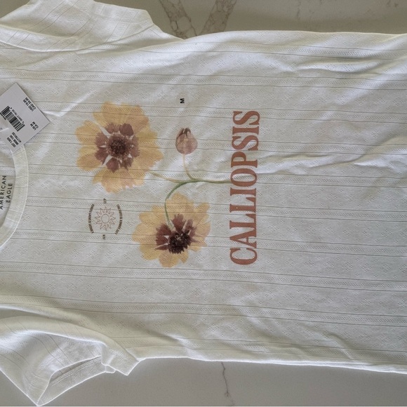 NWT American Eagle White Textured Tee size medium - Picture 1 of 3